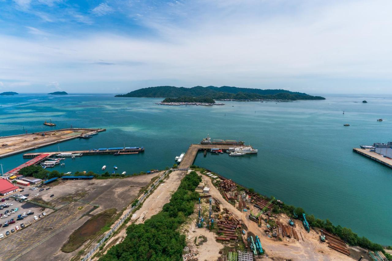 Full Seaview 2R1B Condo For 6Pax In Kota Kinabalu Exterior foto